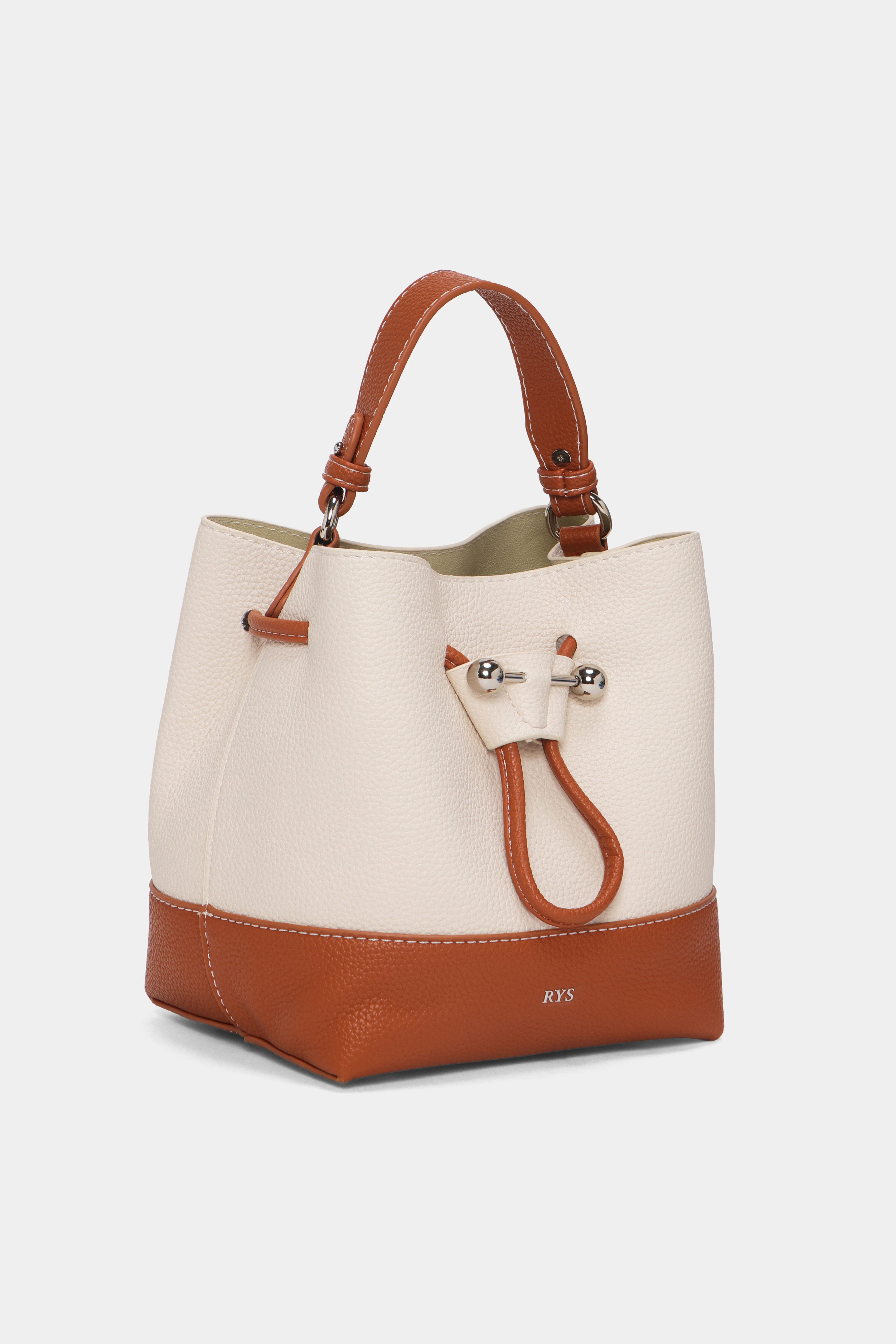 KÉA - White and brown