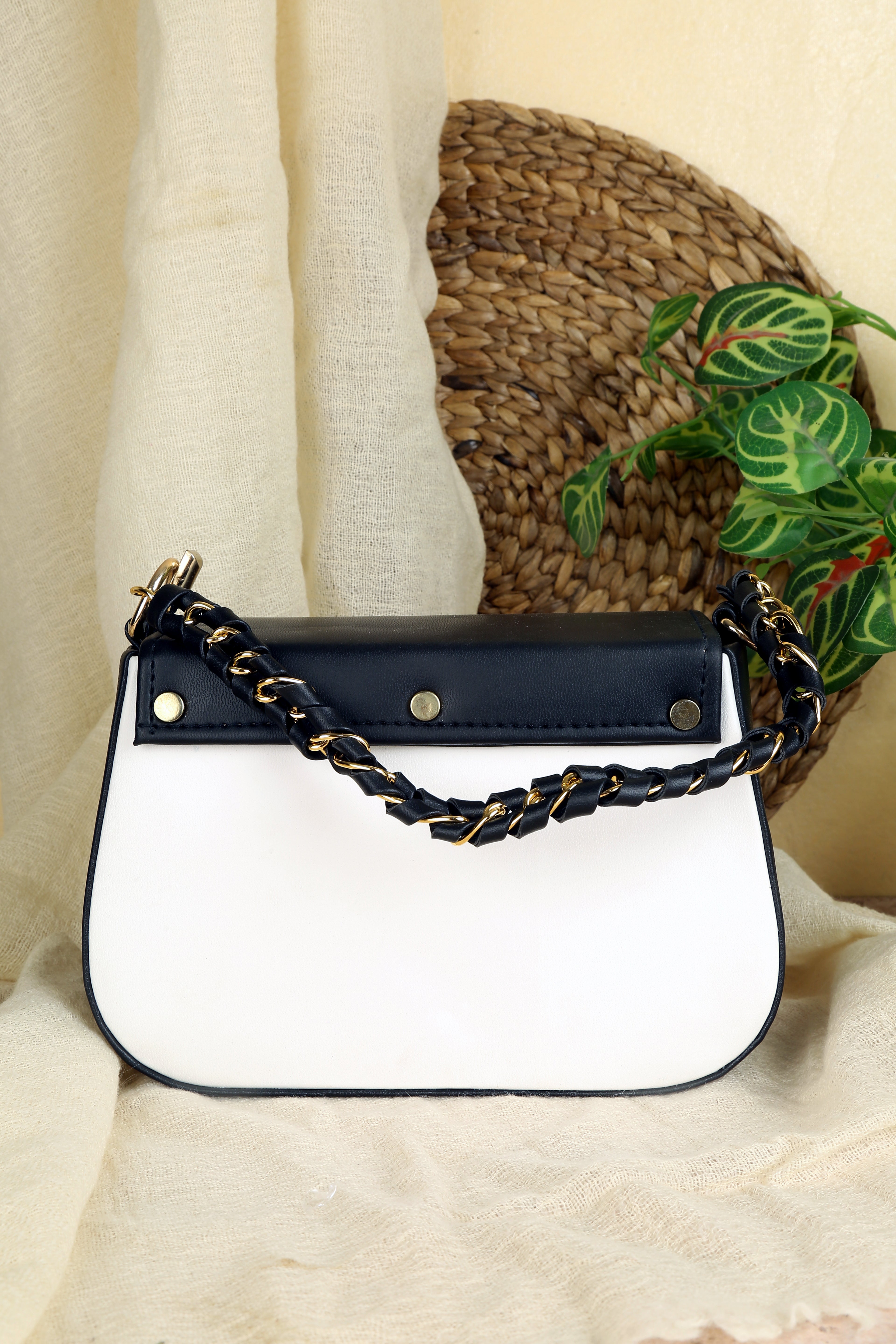 Charlotte Sling Bag