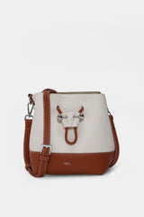 KÉA - White and brown